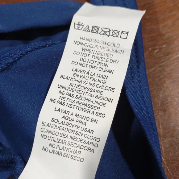 NWT Lauren Ralph Lauren Beach Club Solid Ruffle Underwire Bra Top. Size 16 - Picture 6 of 6